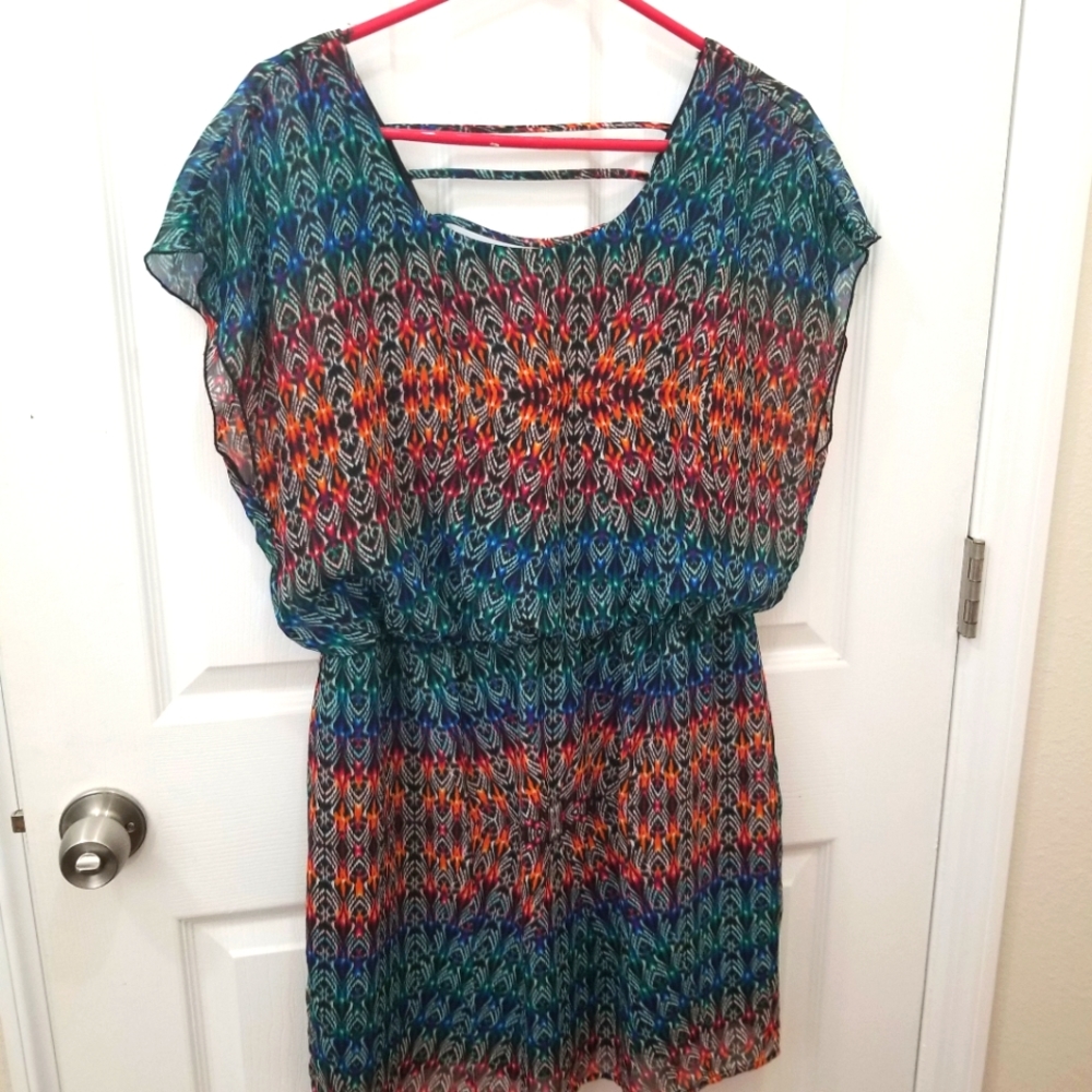 City Triangles Peacock printed dress. Large